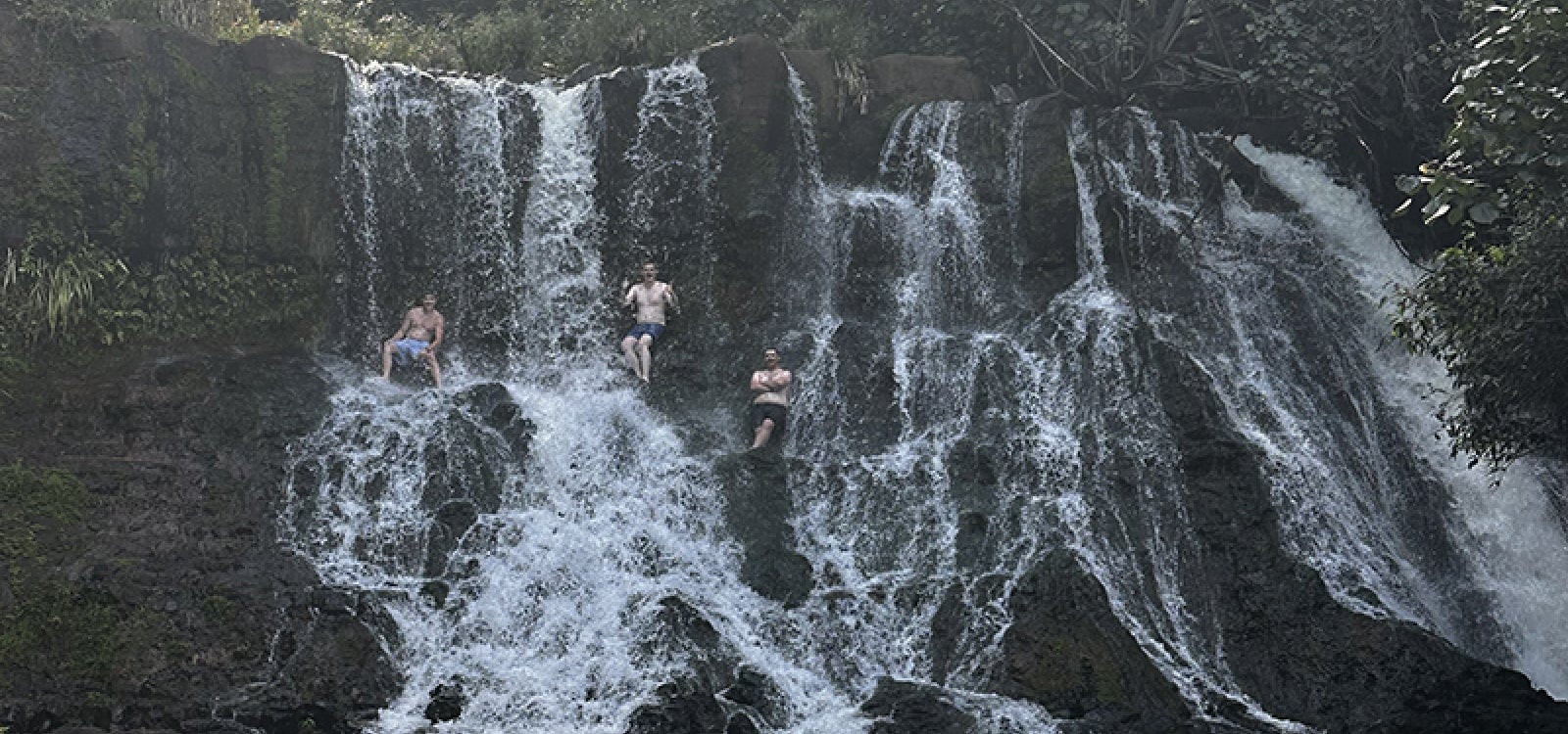The more adventurous folks did a bit of climbing and cliff diving.